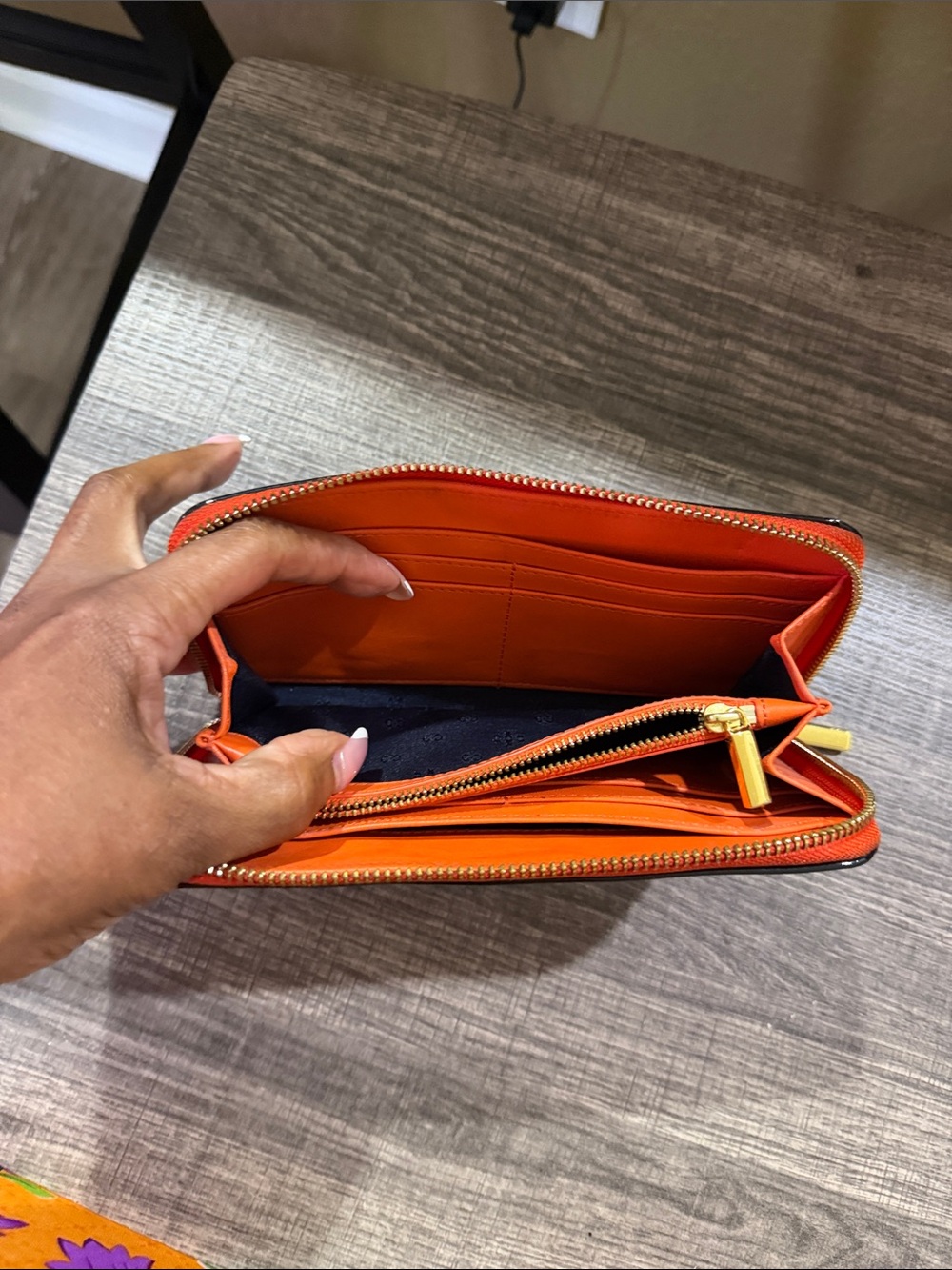 Tory Burch Women Orange Zip Wallet - Sleek Card Organizer
